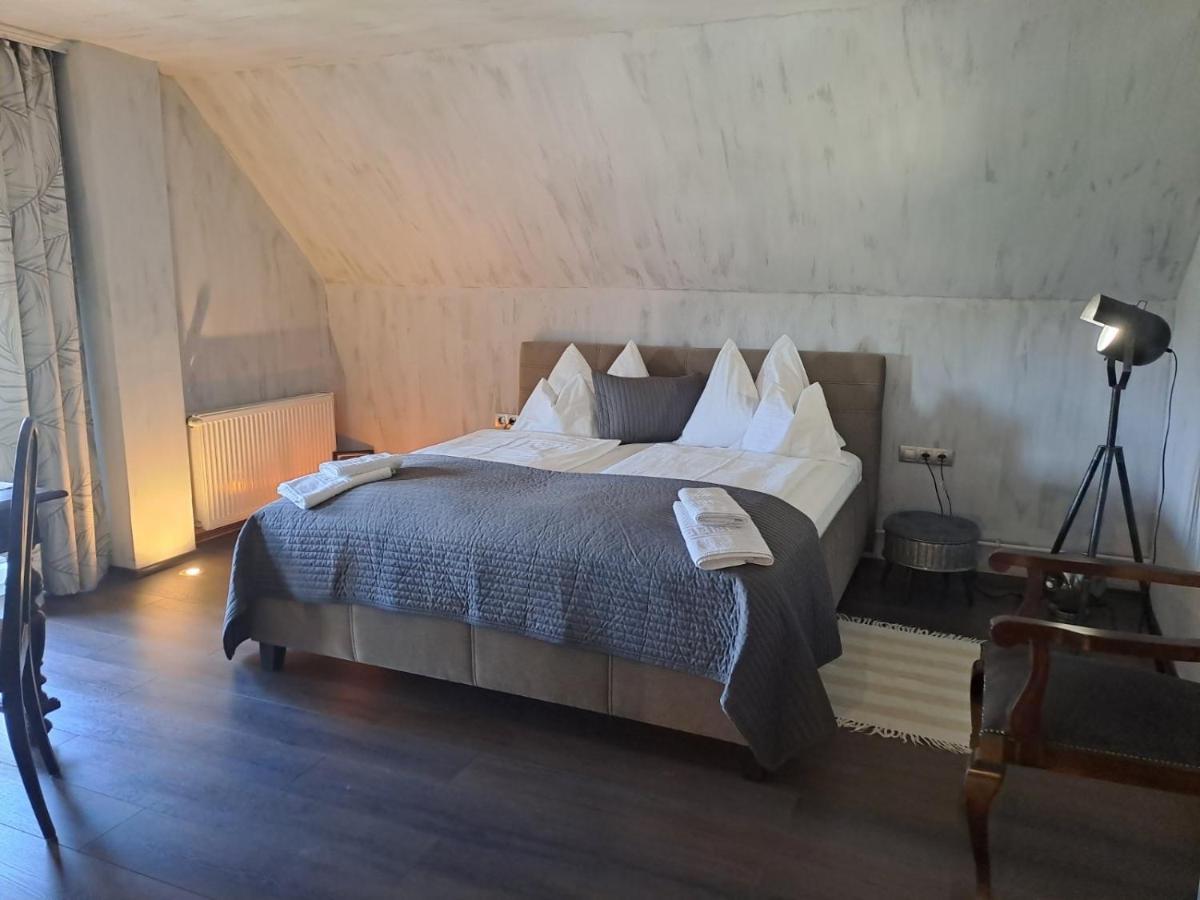 Annarosa Apartman Balatonszarszo Ngoại thất bức ảnh