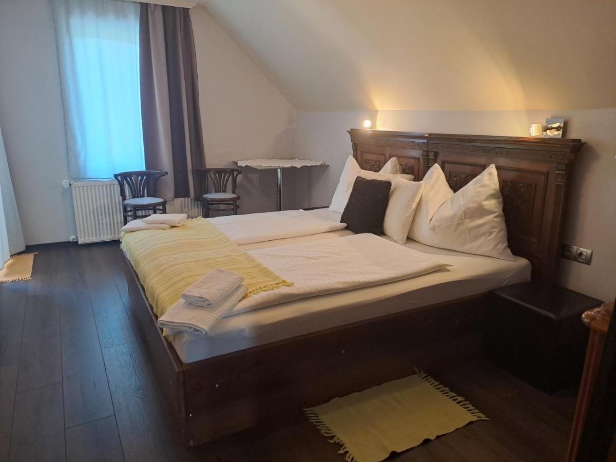 Annarosa Apartman Balatonszarszo Ngoại thất bức ảnh